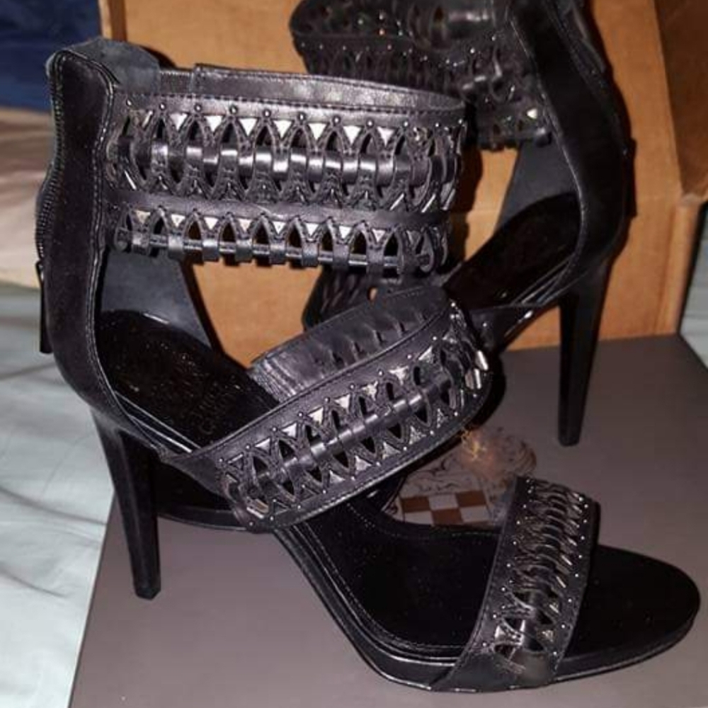 Vince Camuto Pumps